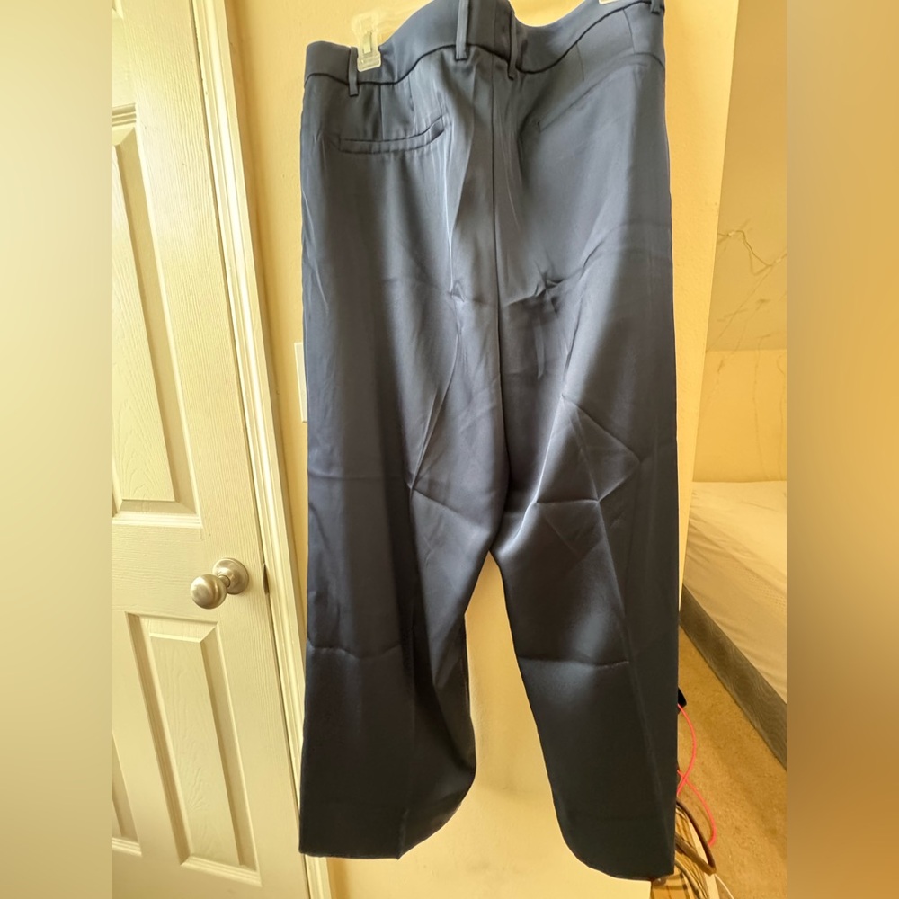 Banana Republic Factory Navy Pleated Wide Leg Satin Pants - Picture 2 of 7